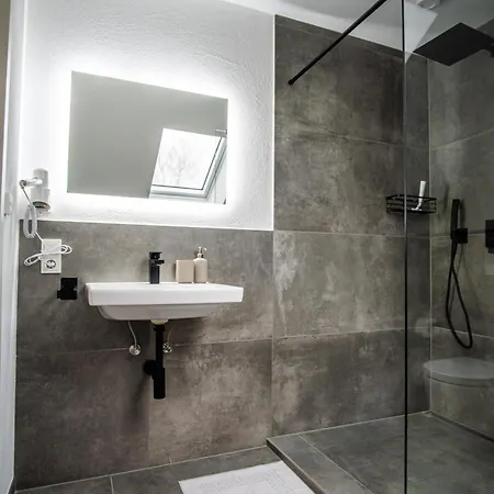 Apartment Moselherz - Urlaub Im Wein- Und Ferienort *